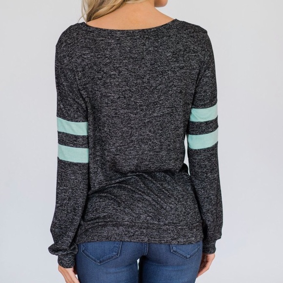 🧜🏼‍♀️ Gray Top with Teal Striped Sleeve 🧜🏼‍♀️ - Picture 2 of 6
